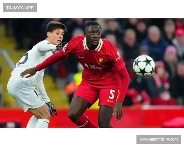 科纳特因冒顶失误被红军球迷怒斥 专注力下降引发质疑